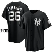 DJ LeMahieu Men's New York Yankees Black/White Replica Jersey